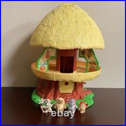 1984 Star Wars EWOKS Preschool Tree House Family Hut with 4 Figurines Playset