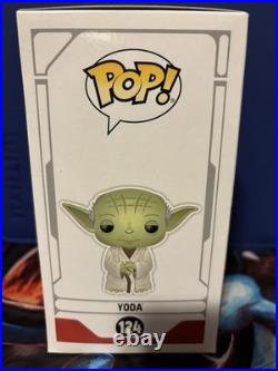 Funko Pop! Vinyl Star Wars Yoda (Blue/Chrome) Star Wars Celebration #124