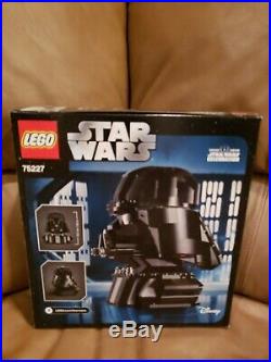 LEGO Star Wars Darth Vader Bust Helmet (75227) + 4 Brickheadz & Blu-Ray, Poster