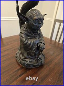 STAR WARS Jedi Master Yoda Masterpiece Tabletop Lamp Ltd Ed. Read