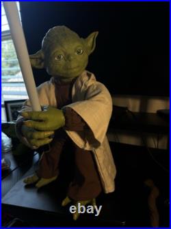 STAR WARS Legendary interactive Jedi Master Yoda, Collector Box Edition