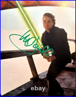 STAR WARS Signed (Luke Skywalker MARK HAMILL) 8x10 Authentic Autograph withCOA