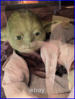 Star Wars Legendary Yoda Interactive Toy with Light Saber Star Wars Legendary Yoda Interactive Toy with Light Saber