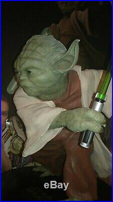 Star Wars Life Size Yoda Statue Limited Edition in perfect condition