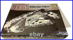 Star Wars, Return of the Jedi, Millennium Falcon Model 1-1933 New & Sealed -Rare