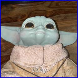 Start Wars Grogu The Mandalorian a 11 scale (life-size) replica, 16 resin