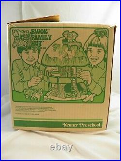 Vintage 1984 Star Wars Wicket EWOK Family Hut Tree House Return of the Jedi Toys